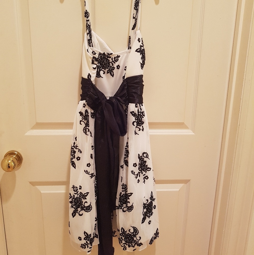 Party/ evening/ wedding dress